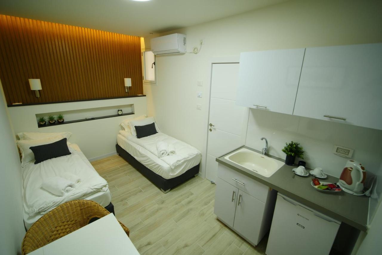 Exclusive Guest Room Bene Beraq ภายนอก รูปภาพ